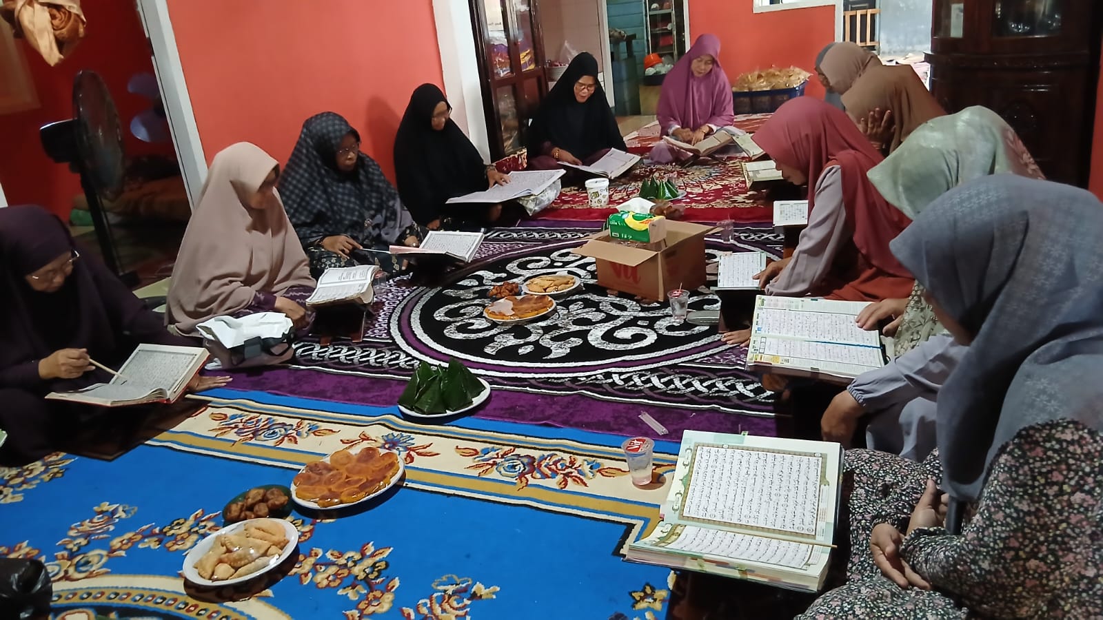 Perangi Buta Aksara Al-Qur'an dan Perkuat Fiqih Ibadah, Penyuluh KUA Berikan Bimbingan Intensif di Berbagai Titik